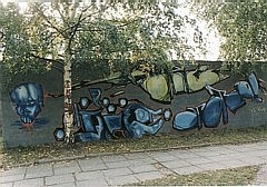 X 2002